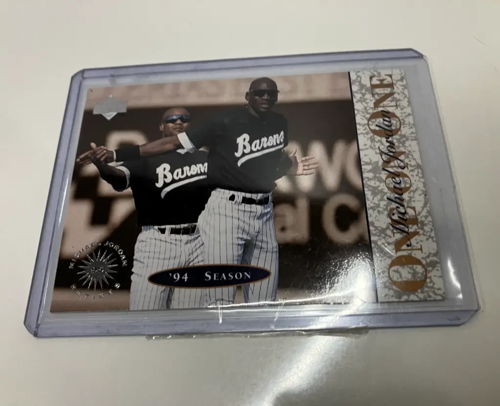 Upper Deck One on One#7 Michael jordan