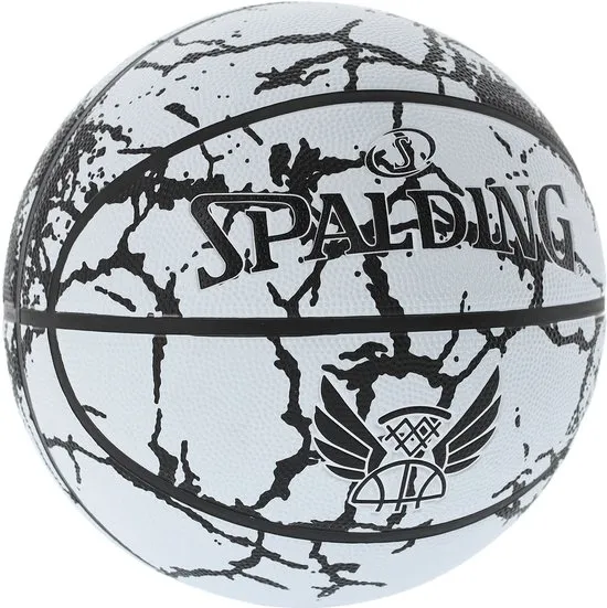 splading crack black and white